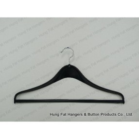 OUTERWEAR HANGERS